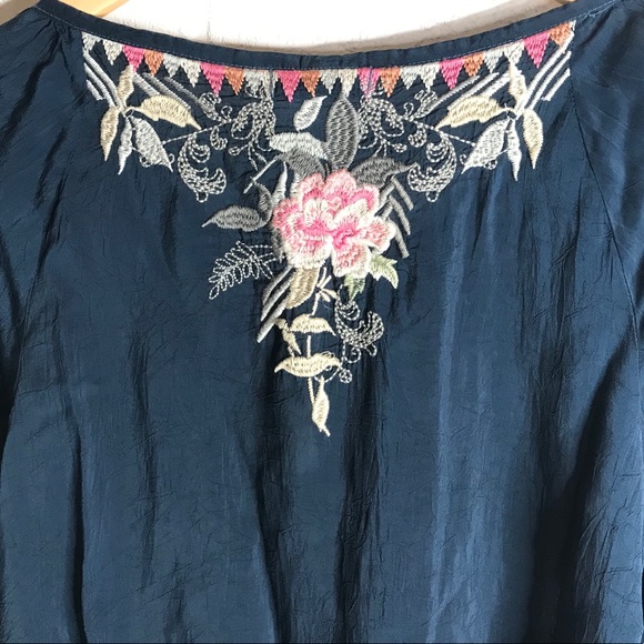 JOHNNY WAS Floral Garden Embroidered Blouse Navy - Picture 2 of 12